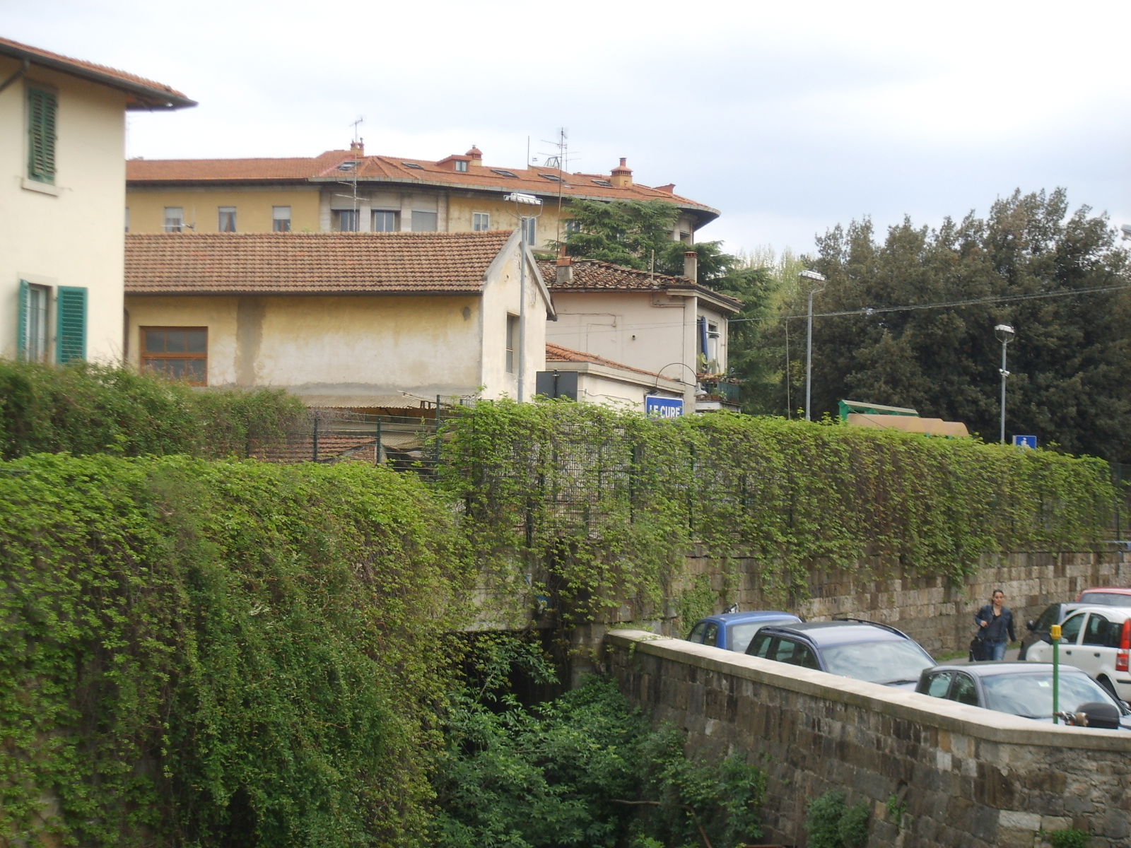 Le Cure view 2