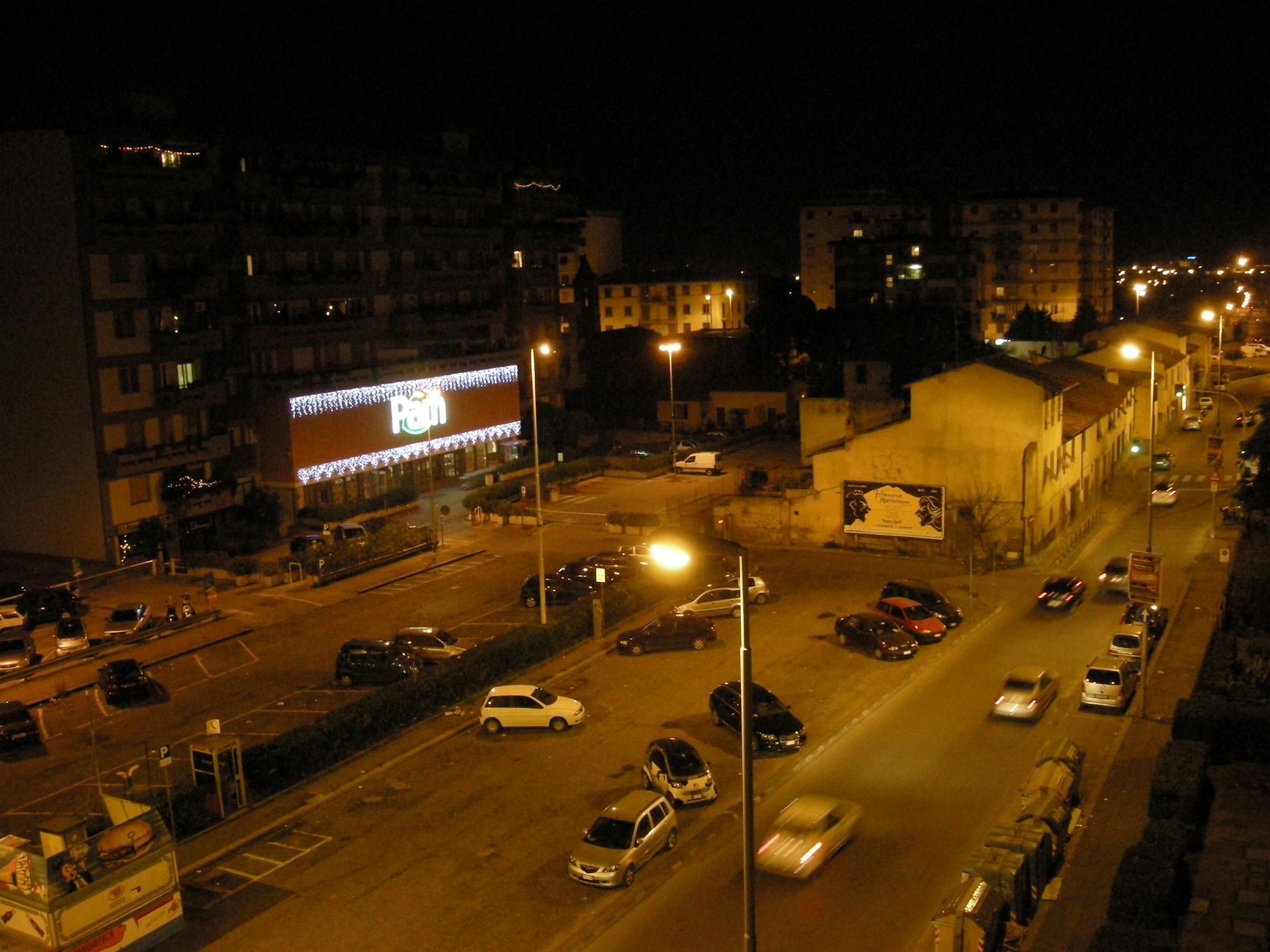 Florence - via di novoli by night