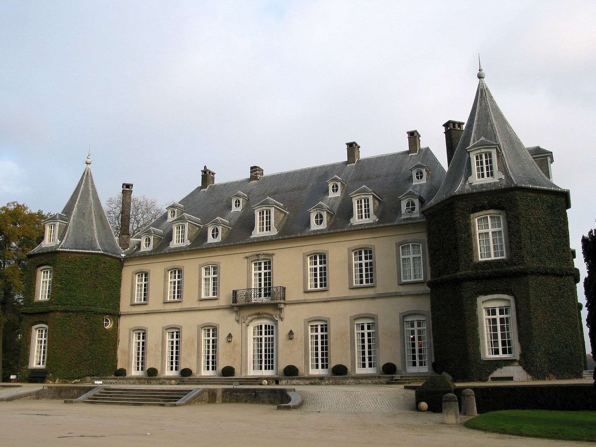 La Hulpe (Belgium), the Solvay castle (1842).