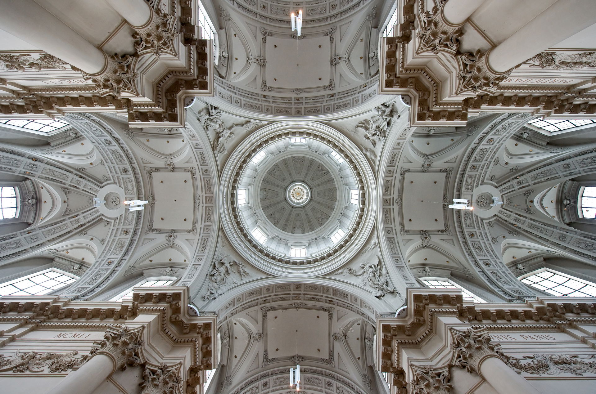 St Aubin's Cathedral (Belgium)