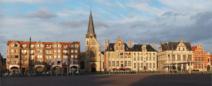 Sint-Niklaas district