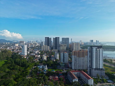 Jelutong view 1
