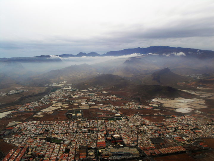 Vecindario district