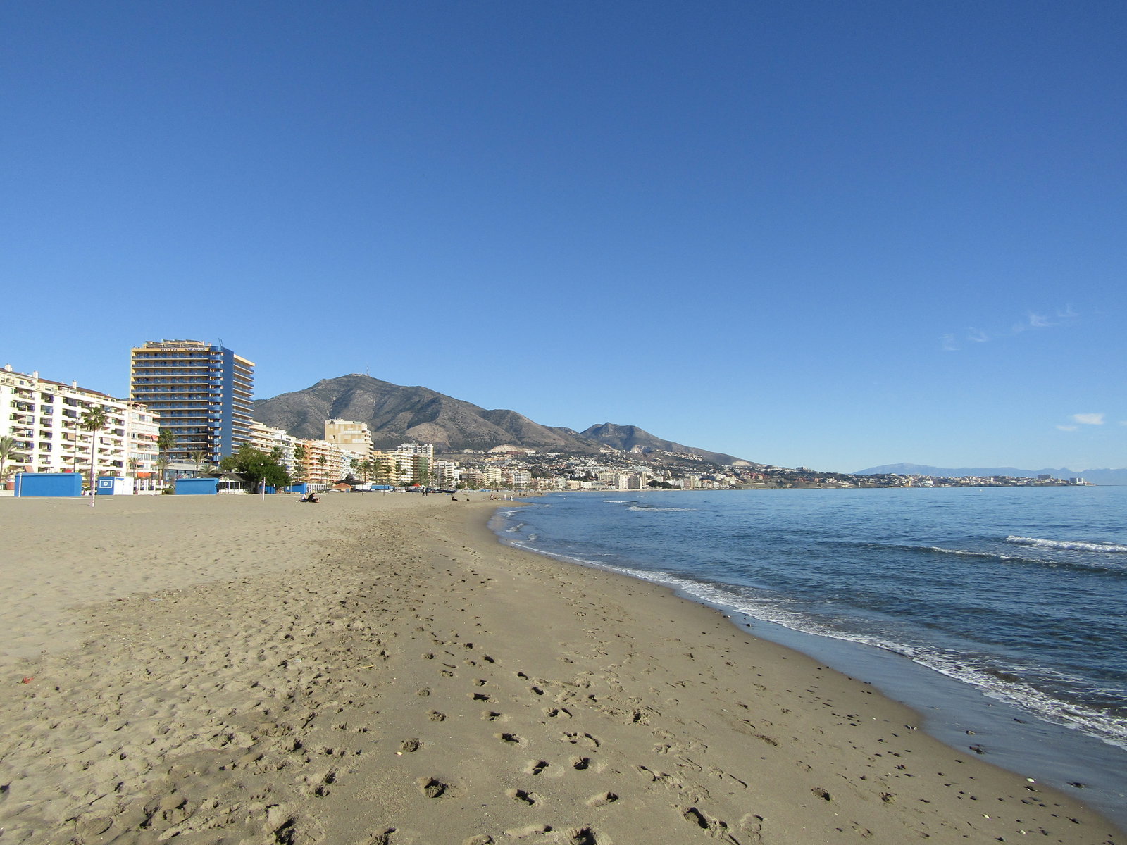 Playa de los Boliches district