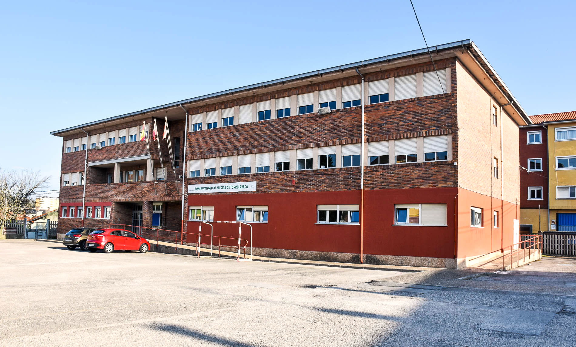 Campuzano view 3