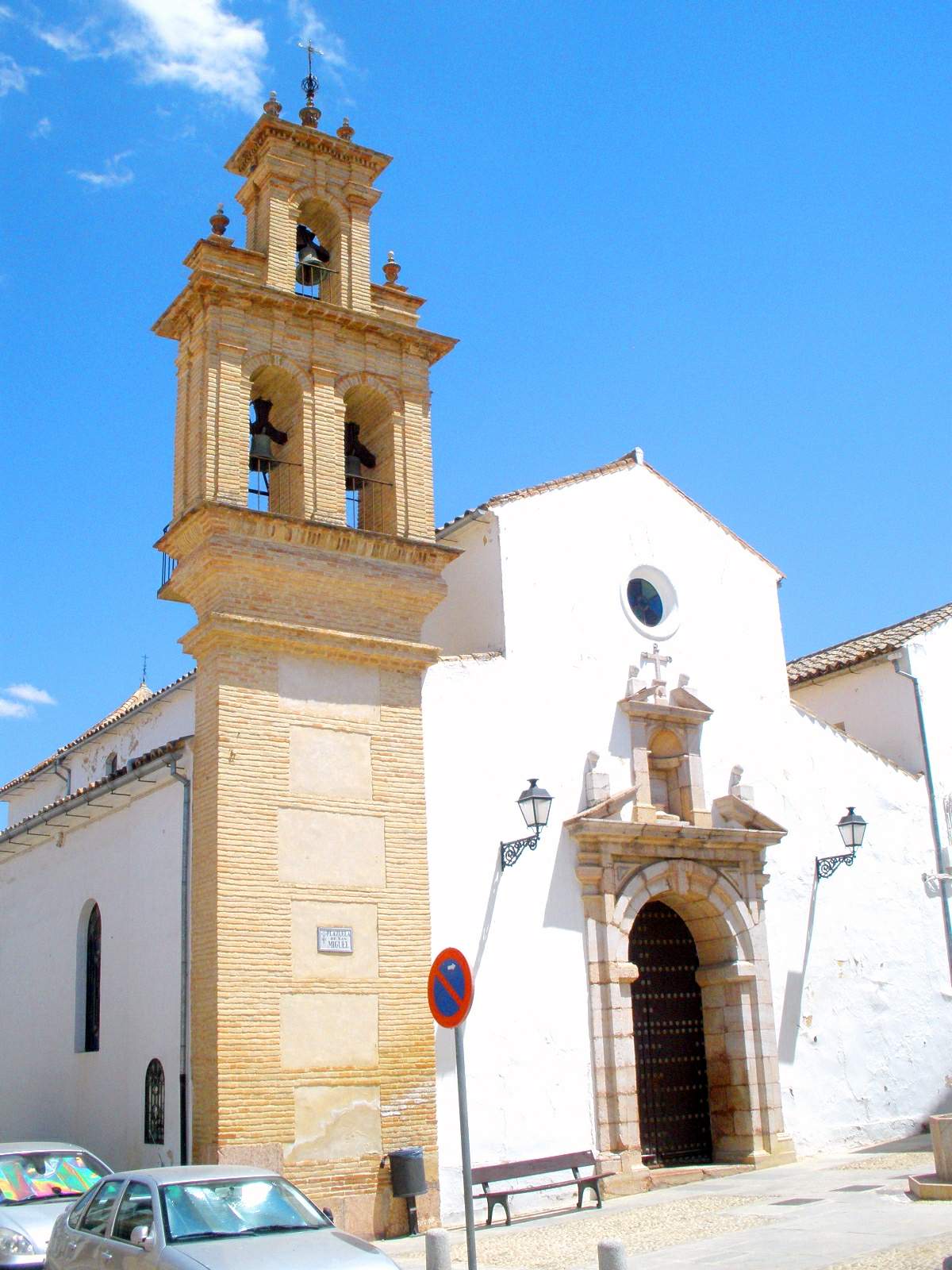 San Miguel district