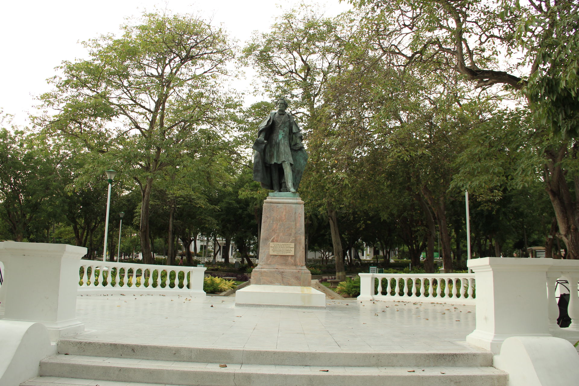 This is a photo of a Colombian monument identified by the ID