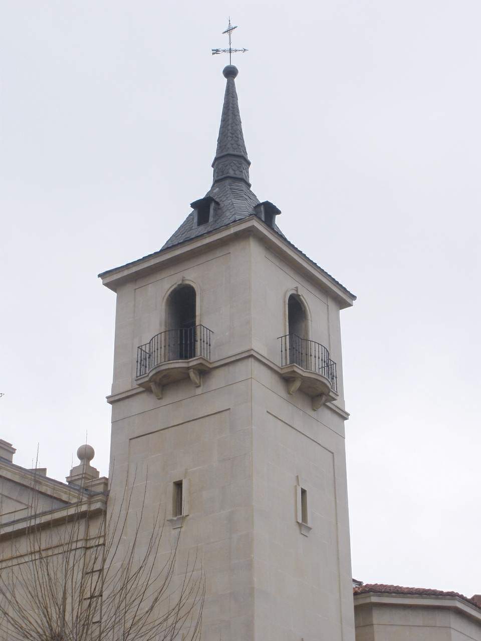 San Claudio view 3