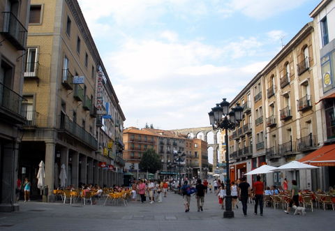 Fernández Ladreda view 2