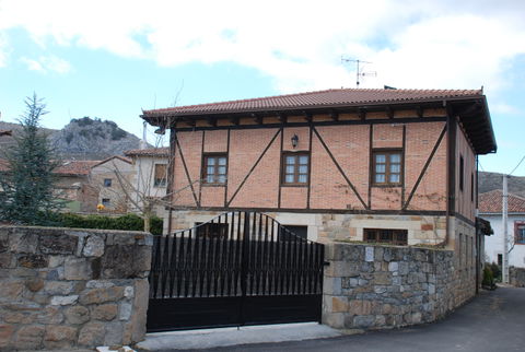 Barrio de San Pedro view 2