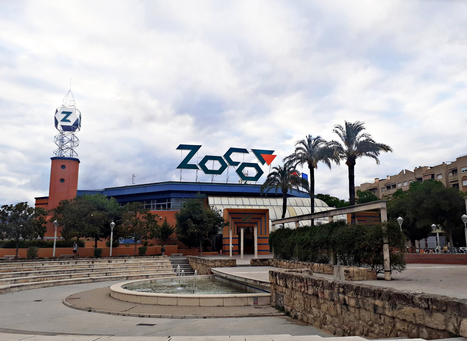 Centro Comercial district