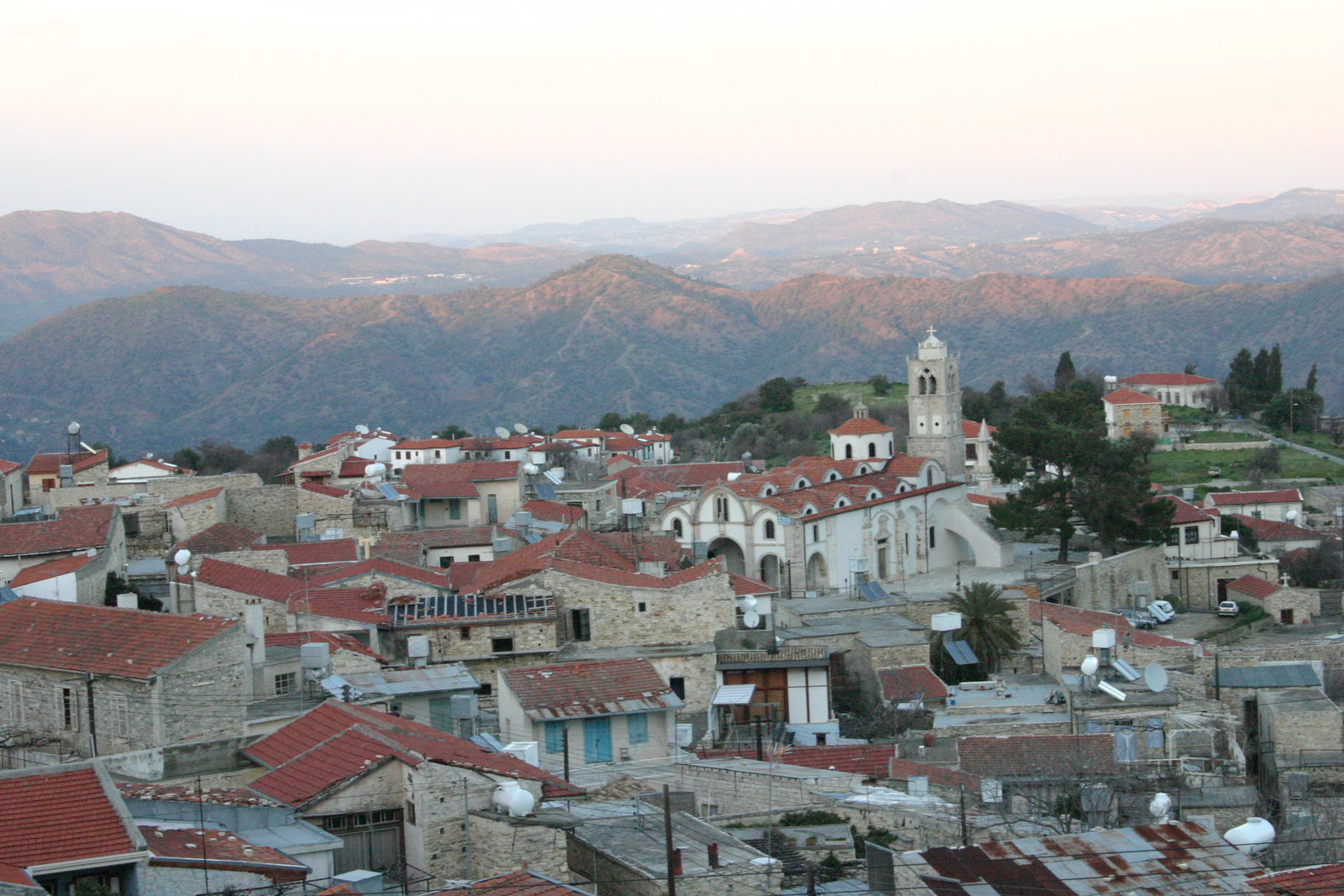 Lefkara district