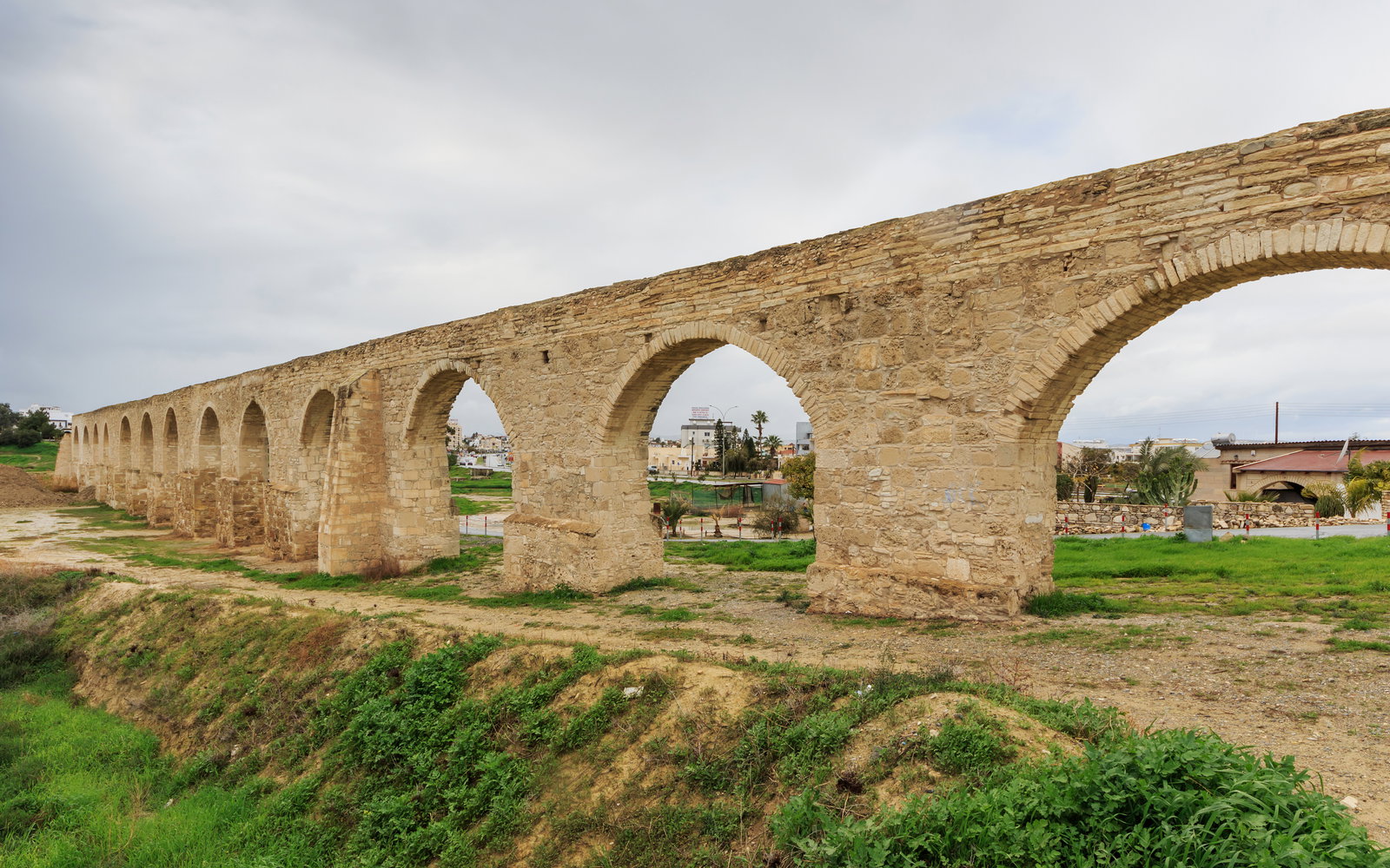 Kamares district