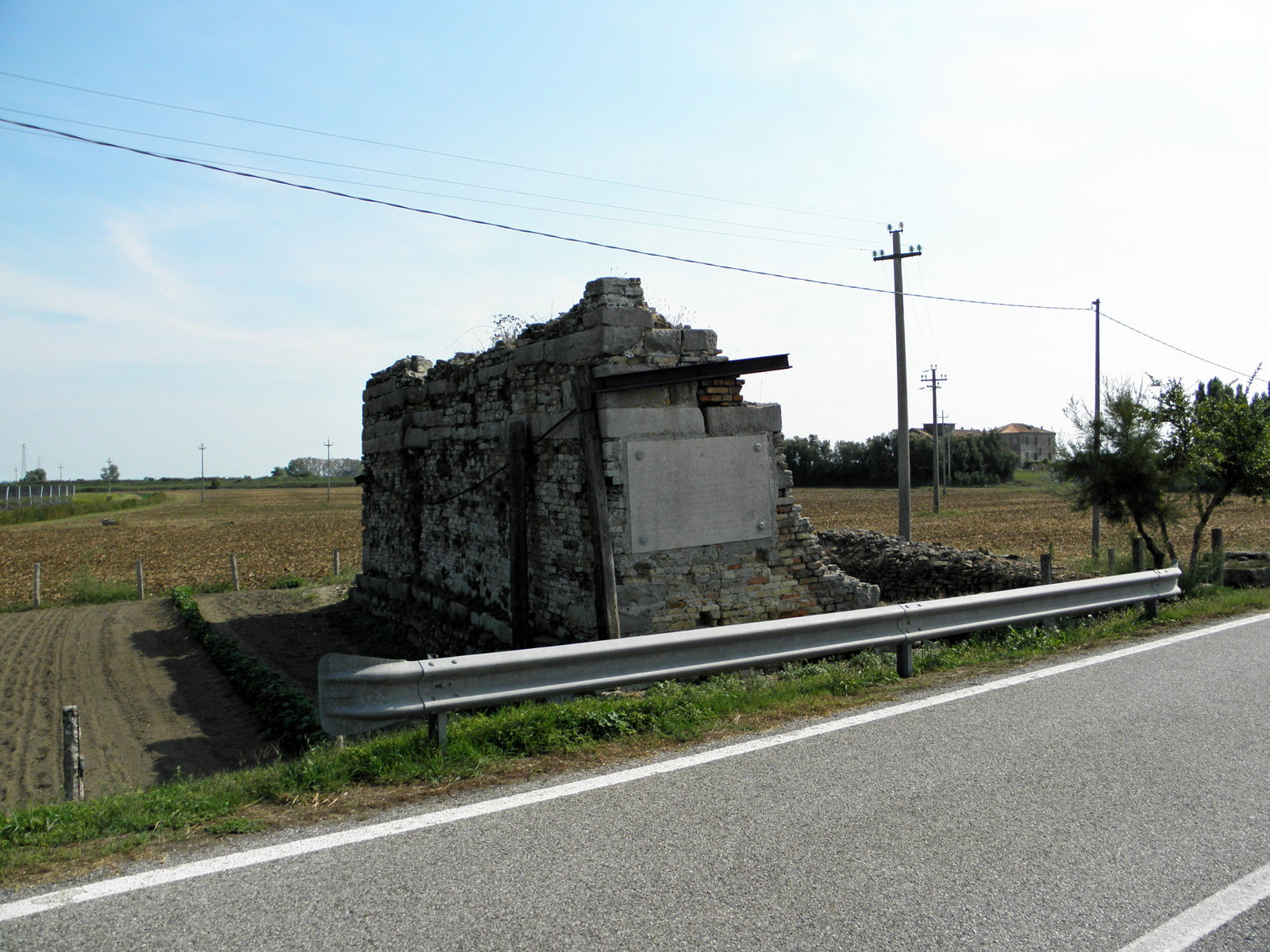 Cà Bianca district