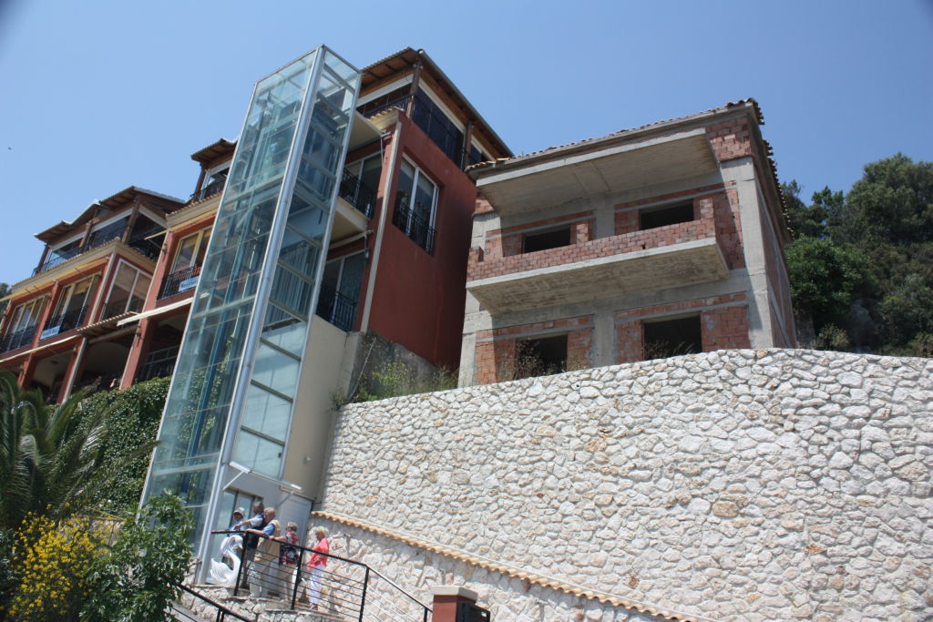 Makrades view 1