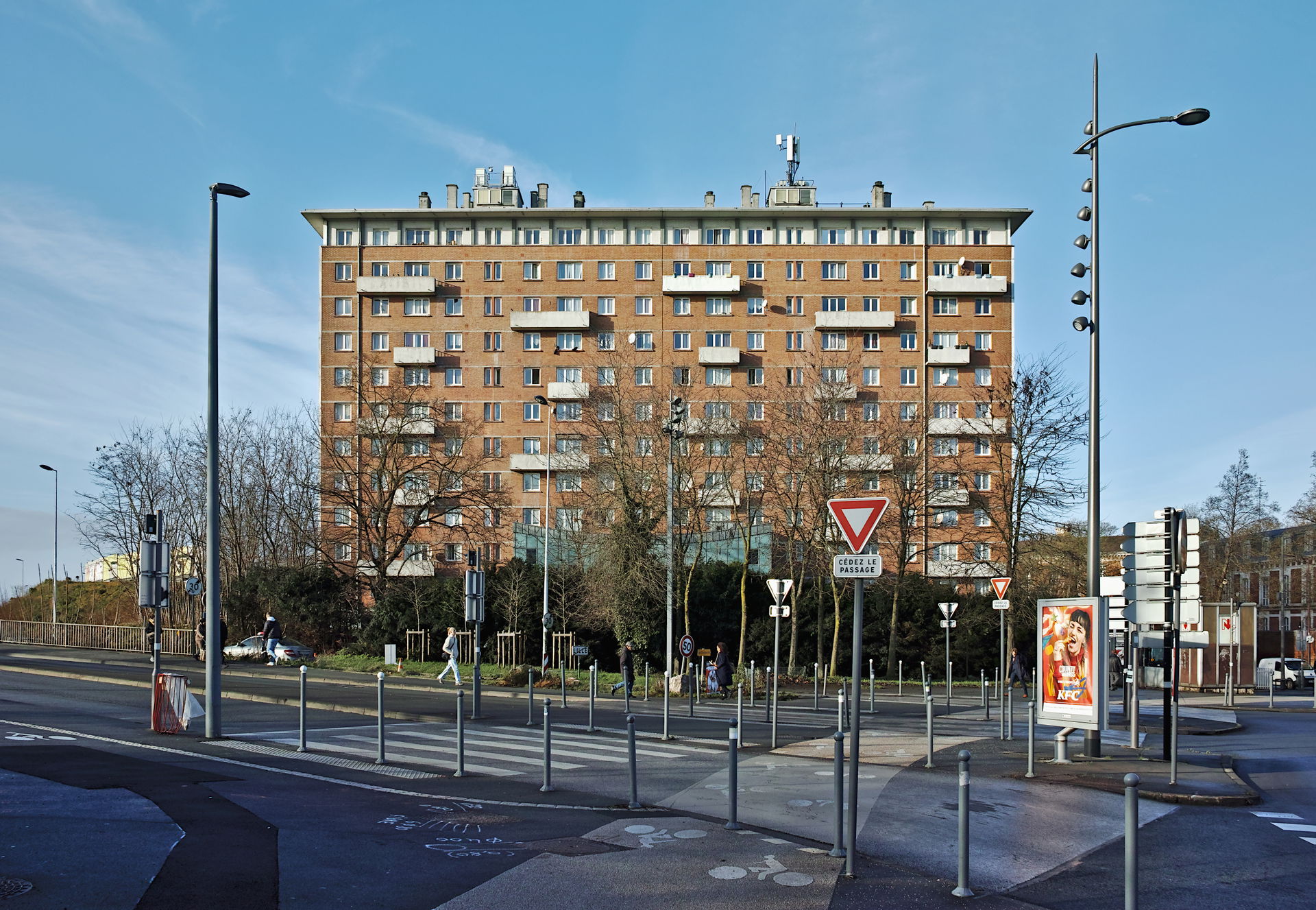 Faubourg de Béthune view 1