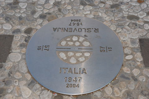 Piazza della Transalpina view 3