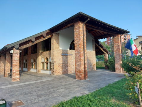 Chiesa Rossa view 3