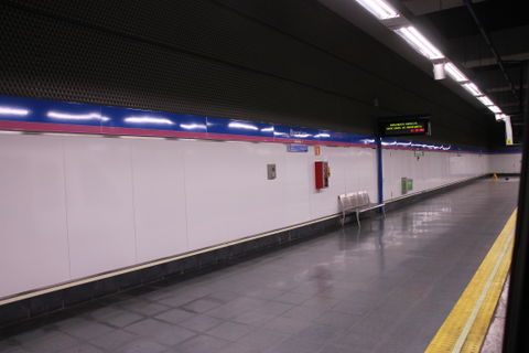 Barajas view 1
