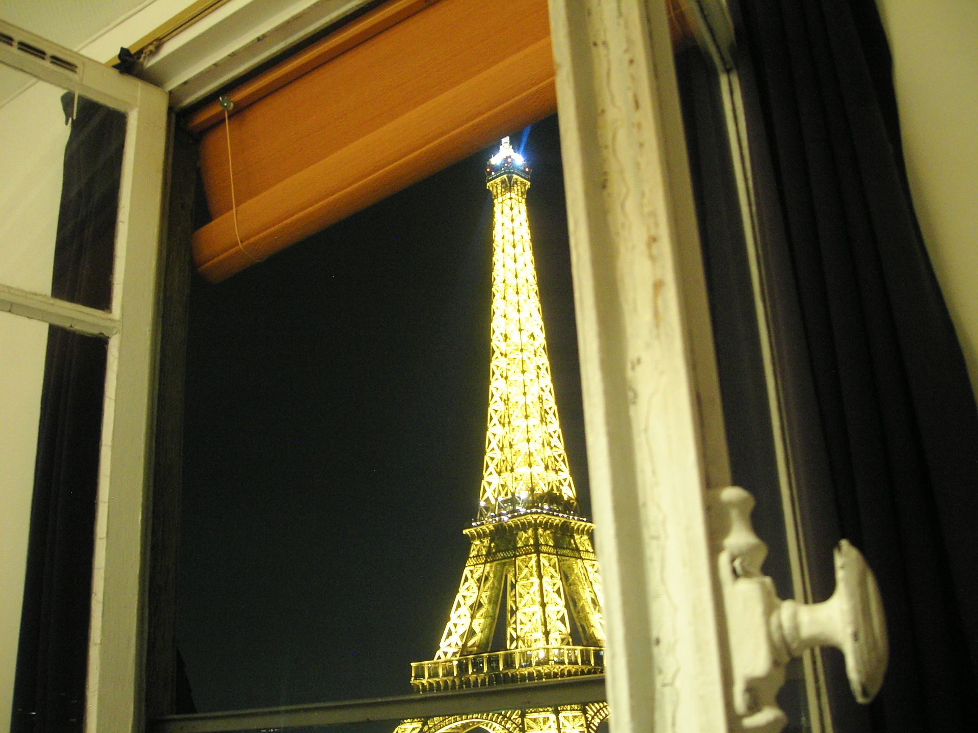 16th arrondissement view 2