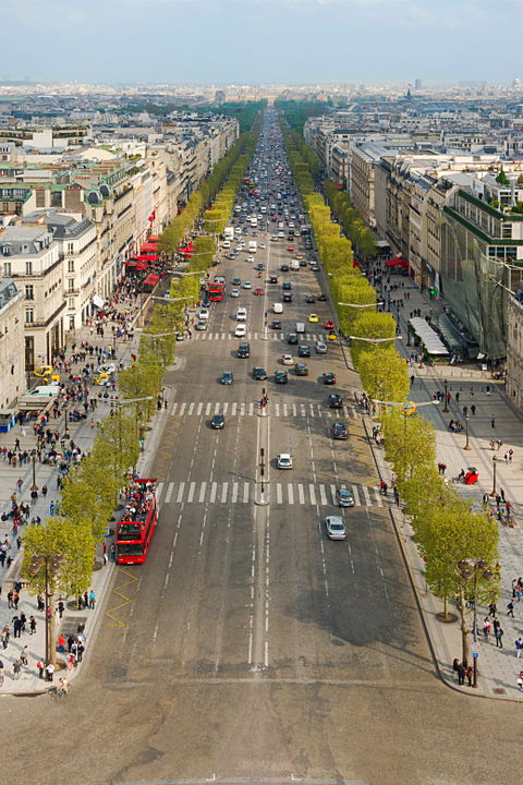 Champs-Élysées view 2