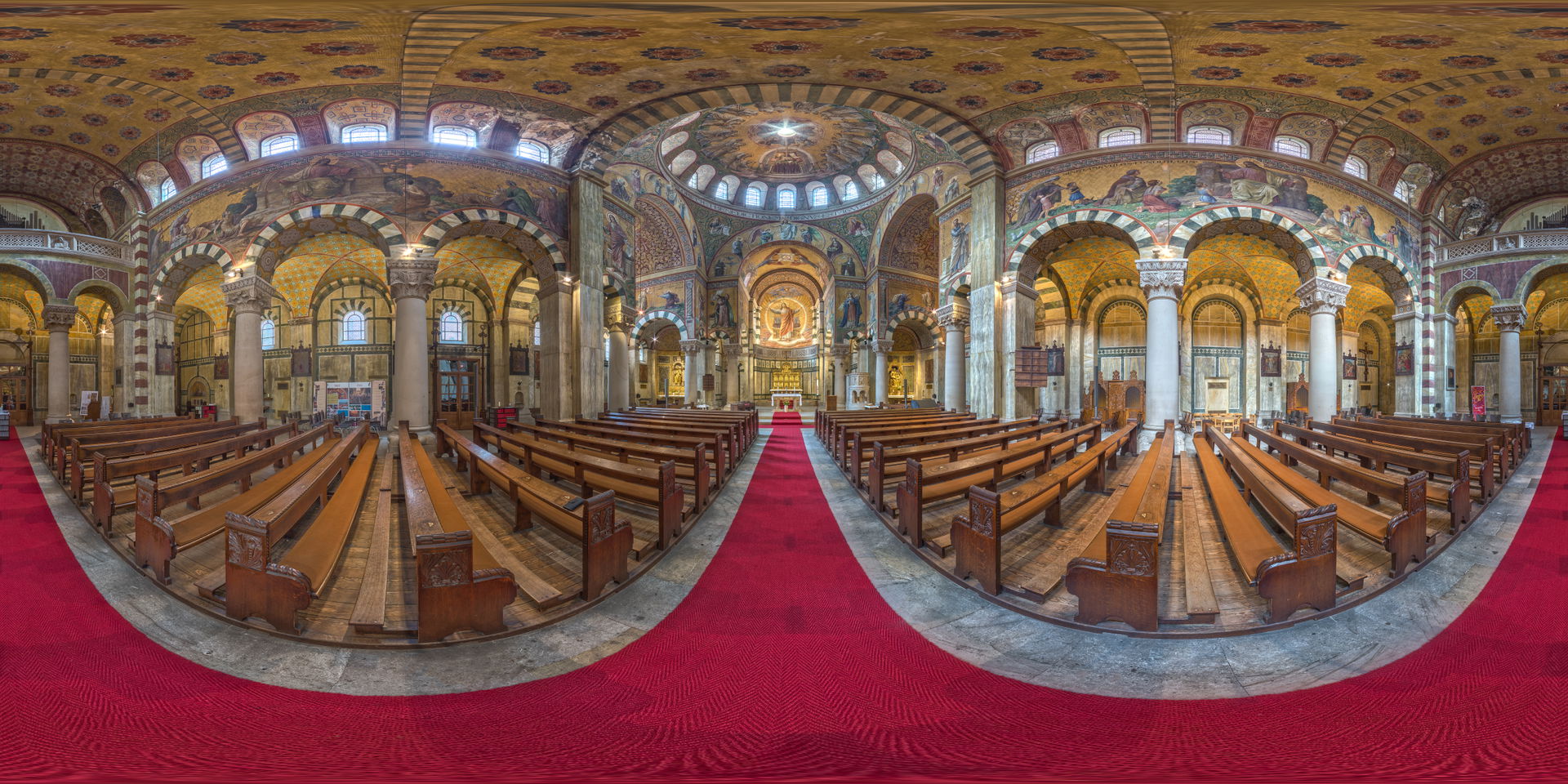 Spherical panorama of the Sacred Heart Church (Herz-Jesu-Kirche…