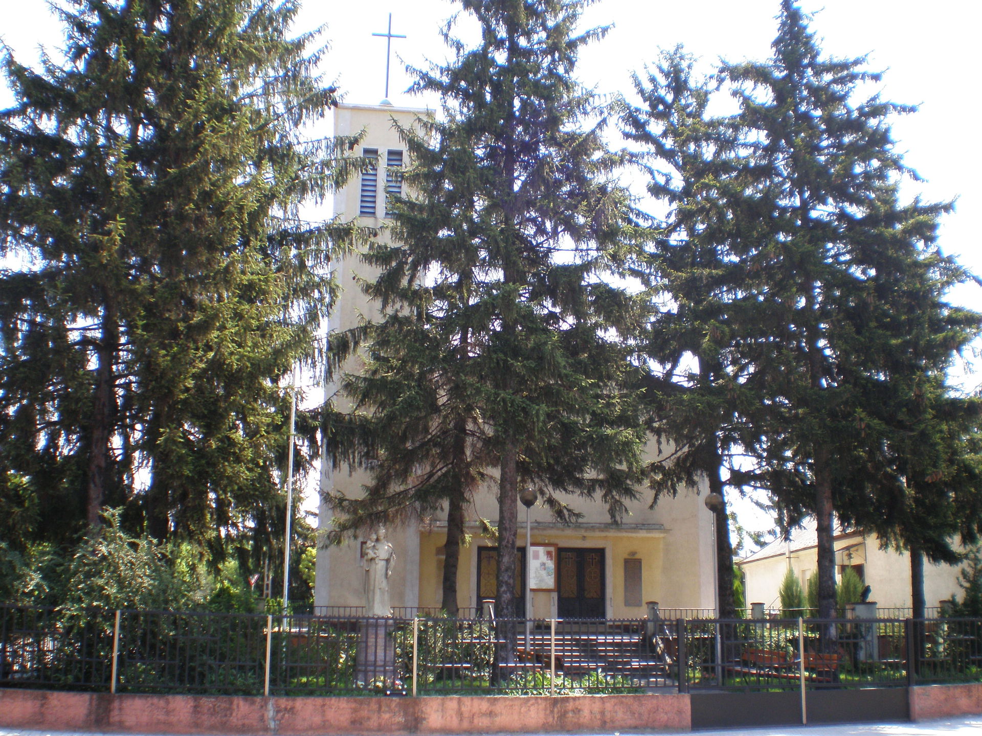 Ménfőcsanak view 3