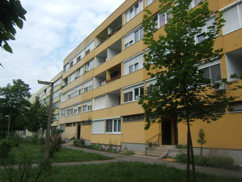 Kinizsi-lakótelep view 3