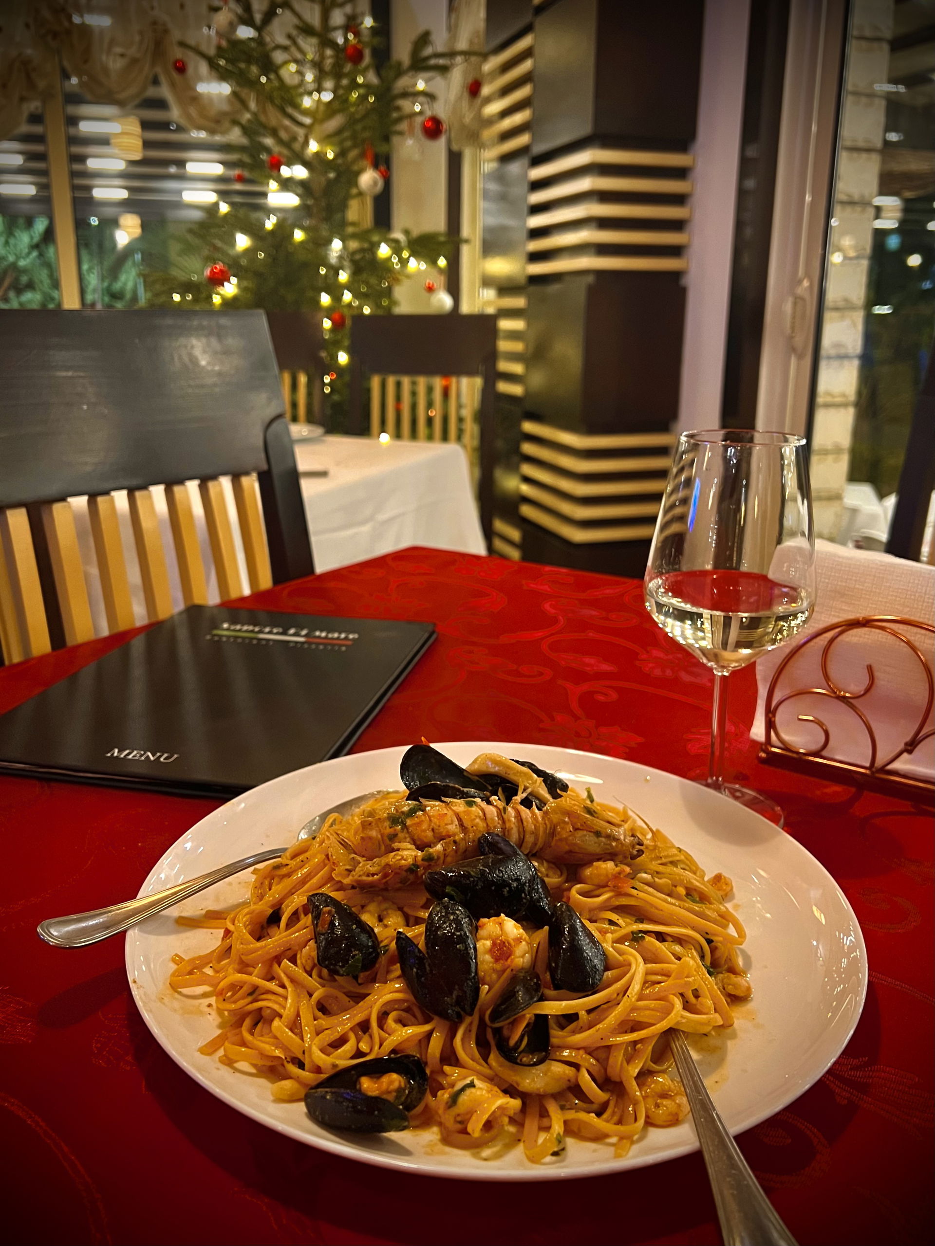 spageti fruta deti, gotë vere and January Christmas tree, Sapor…