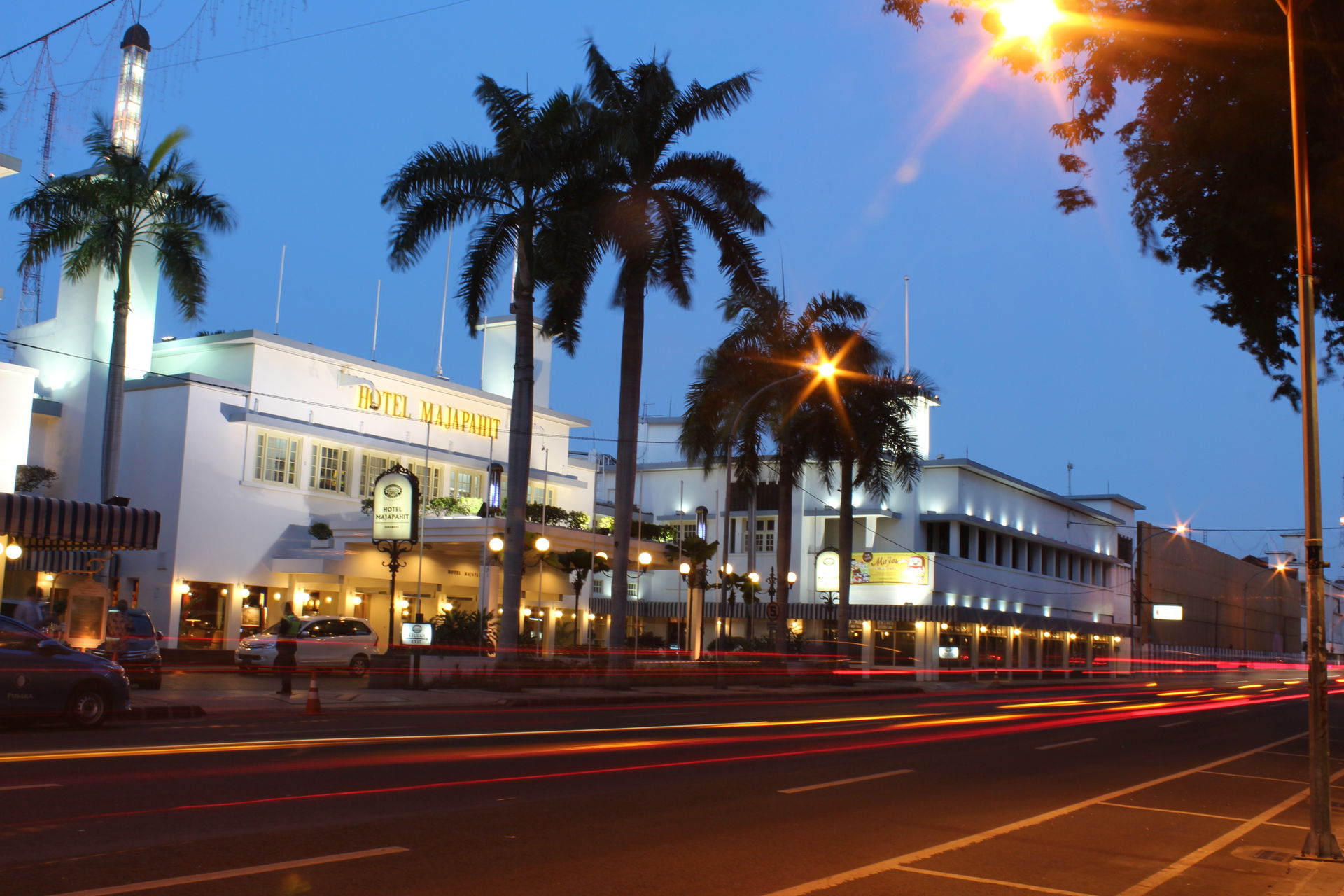 Orenje Hotel  - Majapahit Hotel Surabaya Indonesia