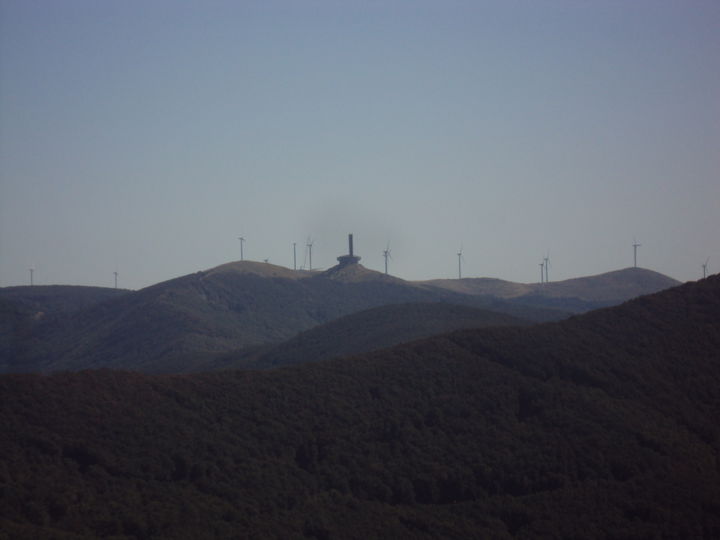 Buzludzha district