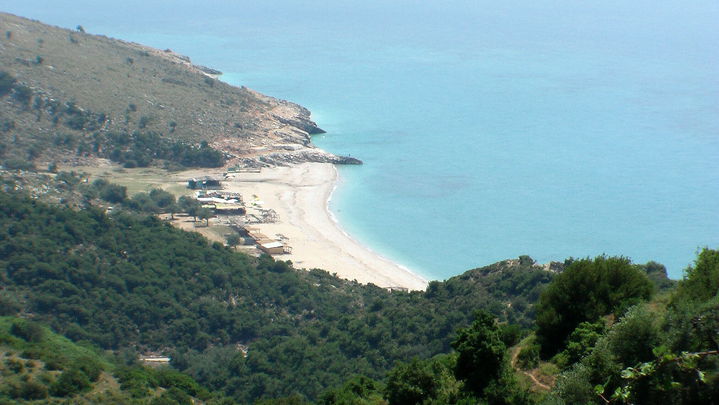 Lukovë district