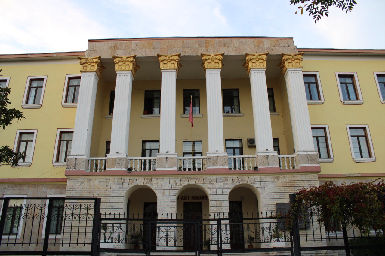 Shkolla e Mesme view 2