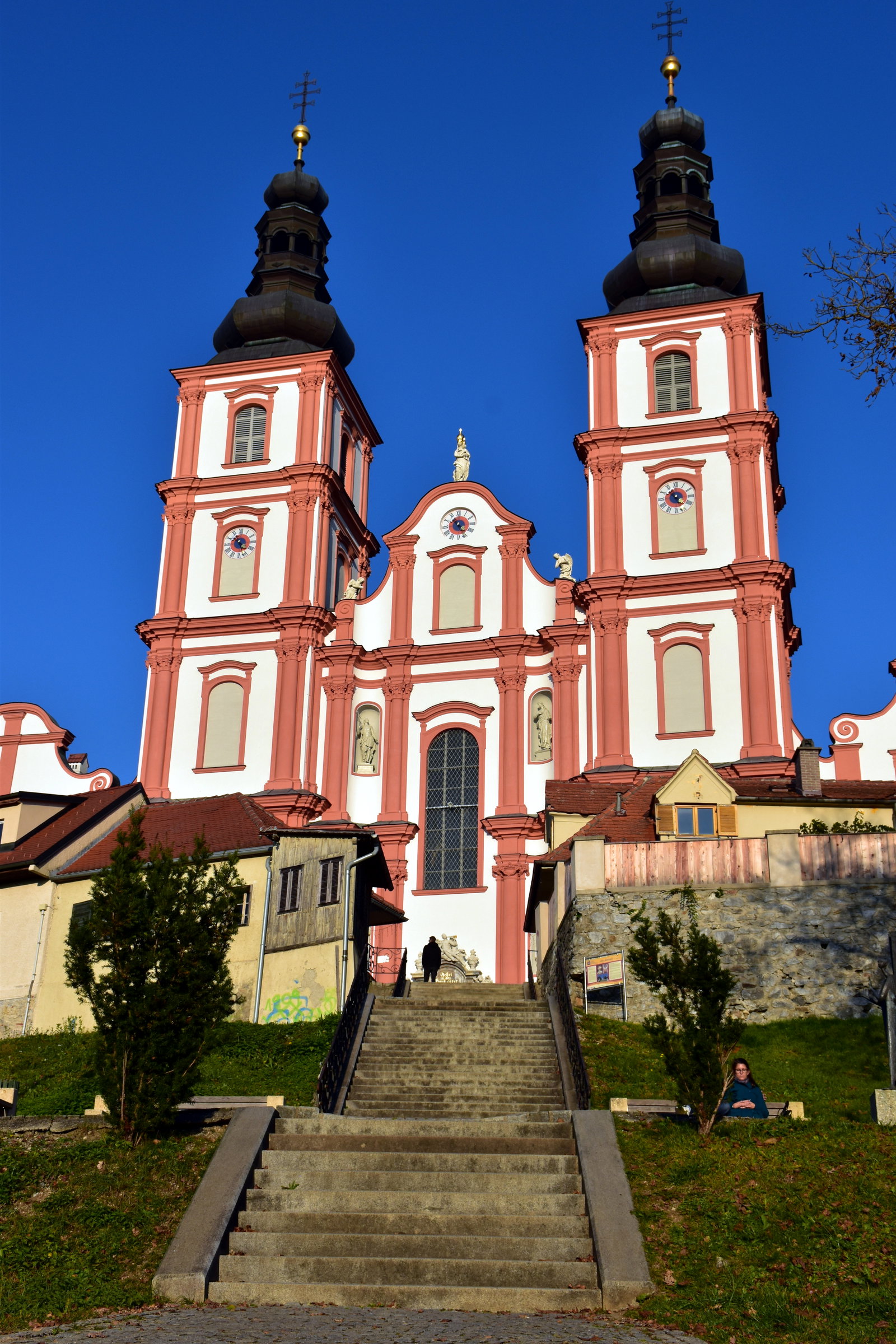 Mariatrost district