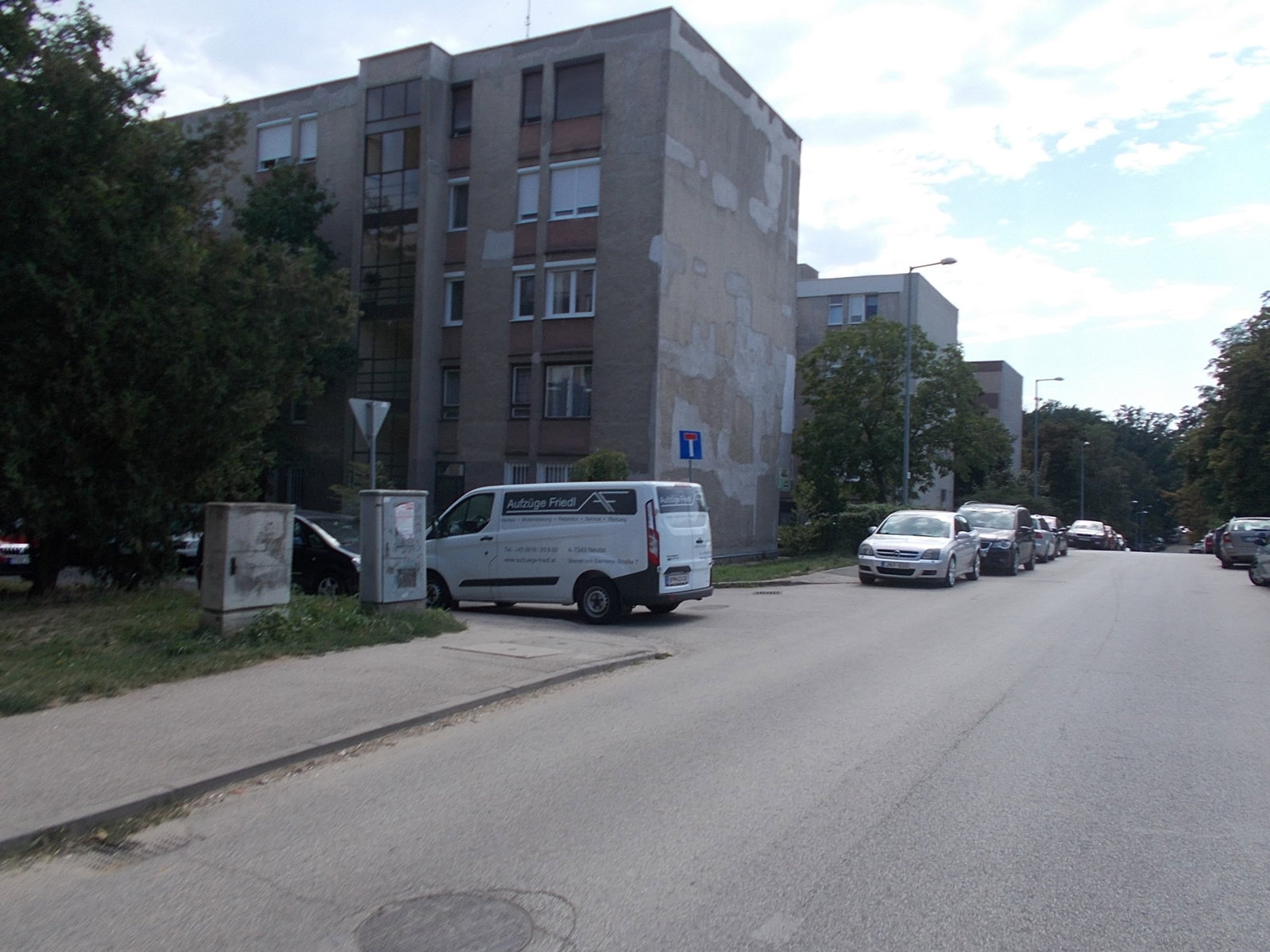 KISZ lakótelep district
