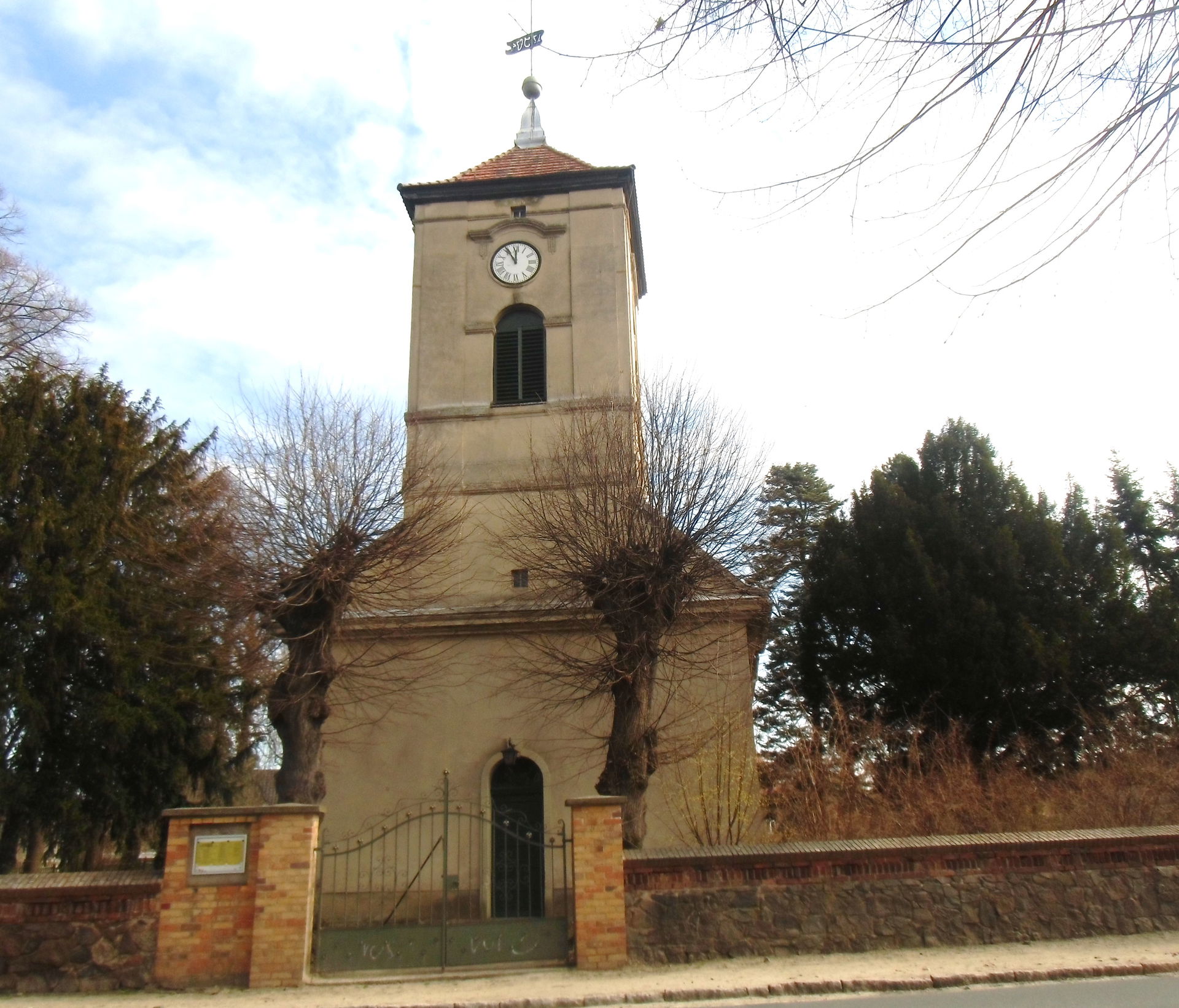 Fahrland view 2