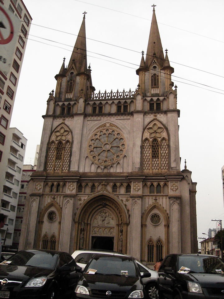 Embaré district