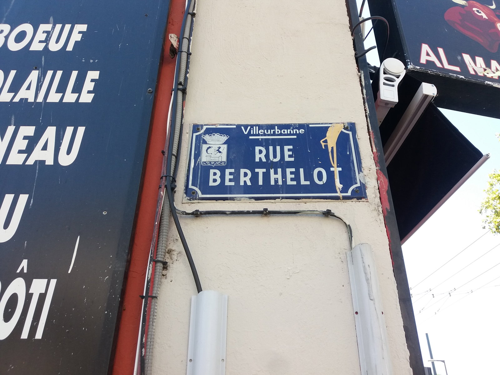 Berthelot district