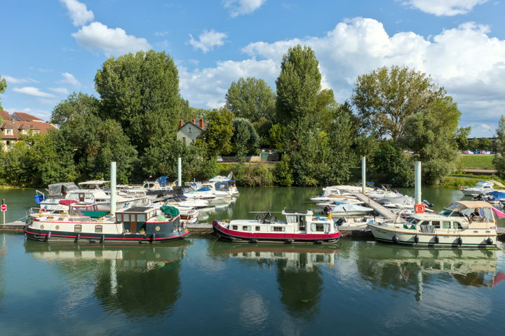 Saint-Cosme district